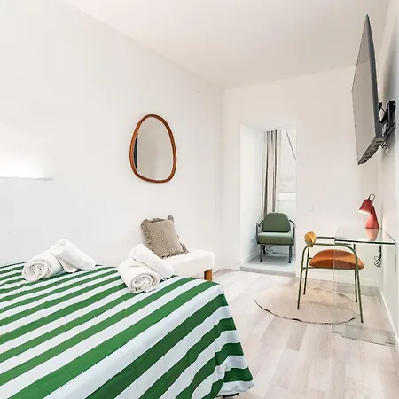 Apartment Elegant And Spacious Steps From Plaza Catalunya Barcelona