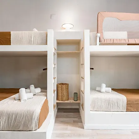 Elegant And Spacious Steps From Plaza Catalunya Apartment *